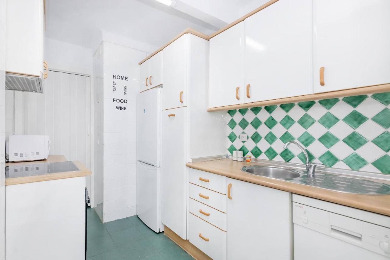 Ramirez De Madrid City Center Apartment Malaga Exterior photo